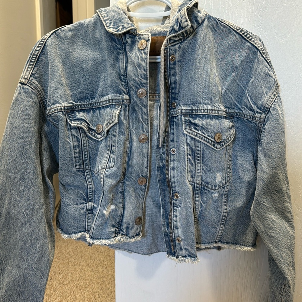 American eagle denim crop jacket